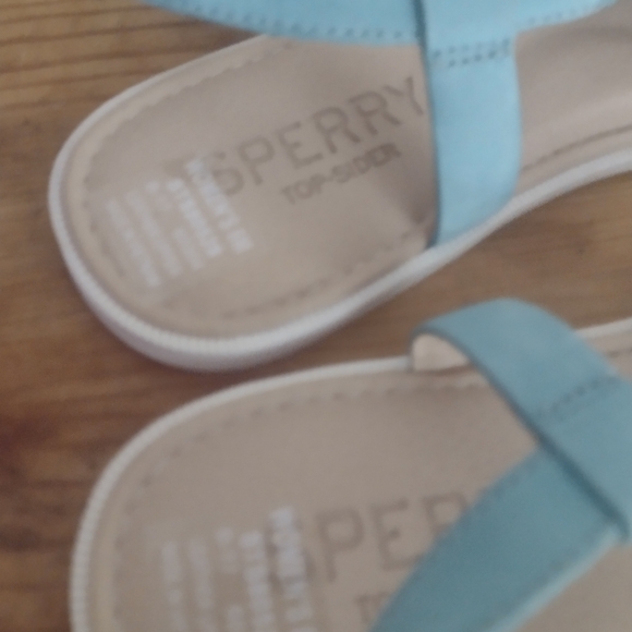 Light blue cute sandals - Picture 2 of 4